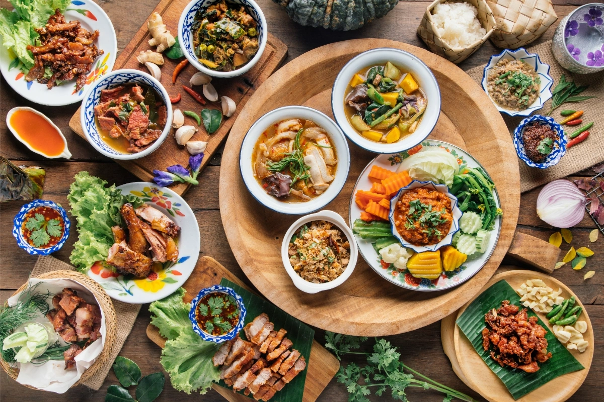4 Food Destinations to Explore in Thailand